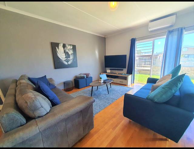 3 BEDROOM HOUSE FOR SALE IN TOWNSEND ESTATE